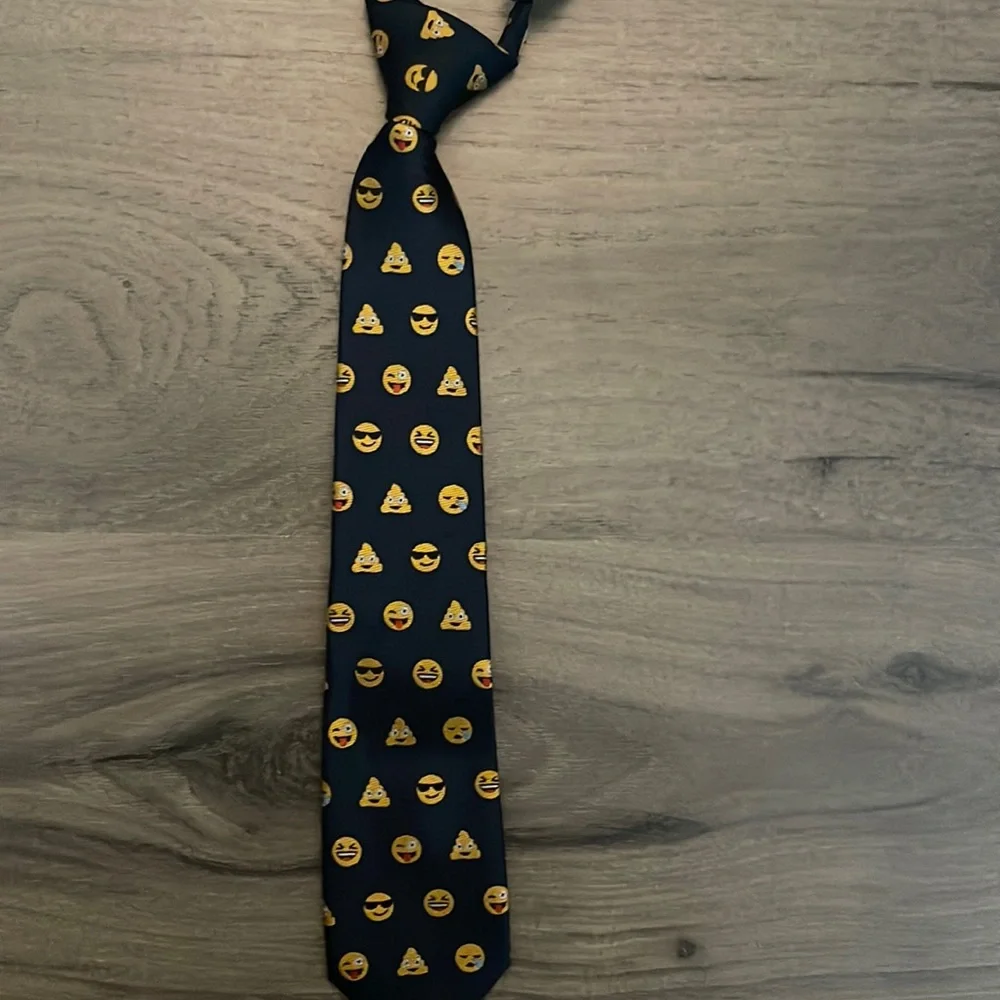 NWOT poop emoji clip on tie